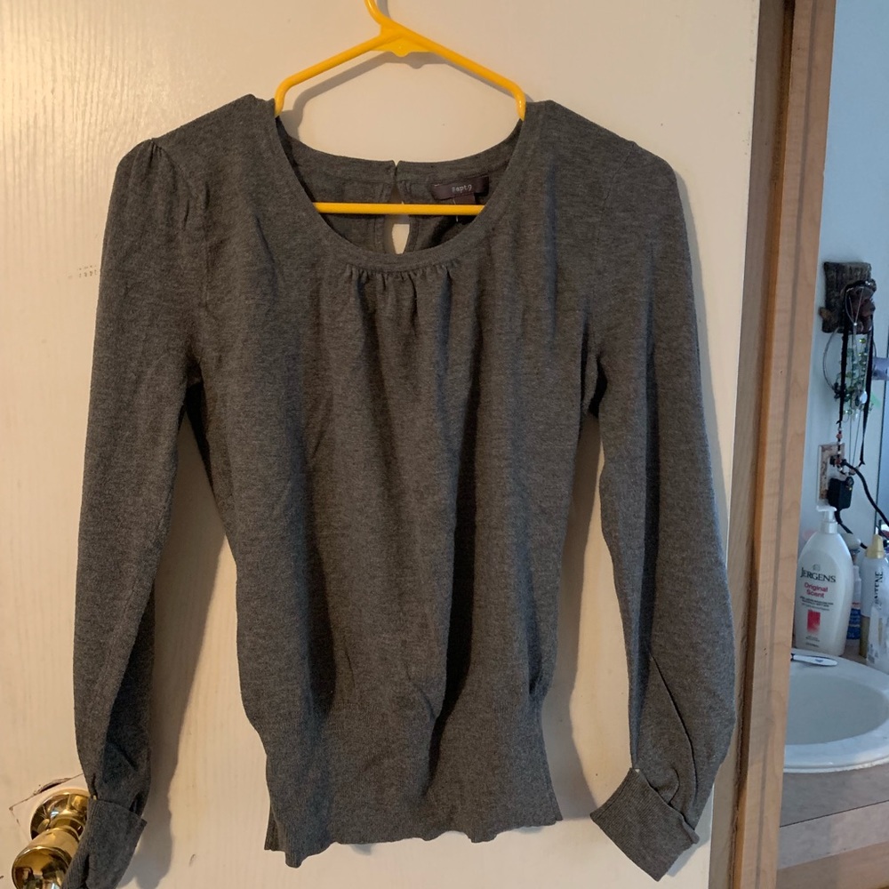 Apt 9 sweater
